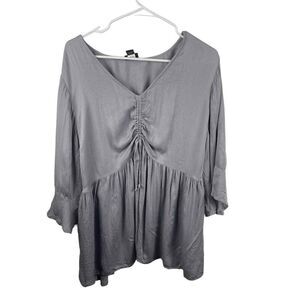 Torrid Gray‎ 100% Rayon Ruffle Cinched Tunic Style Top Size 2